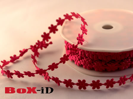 Little puff flowers : fuchsia   10mm x 25m